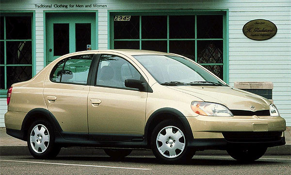 Toyota Echo