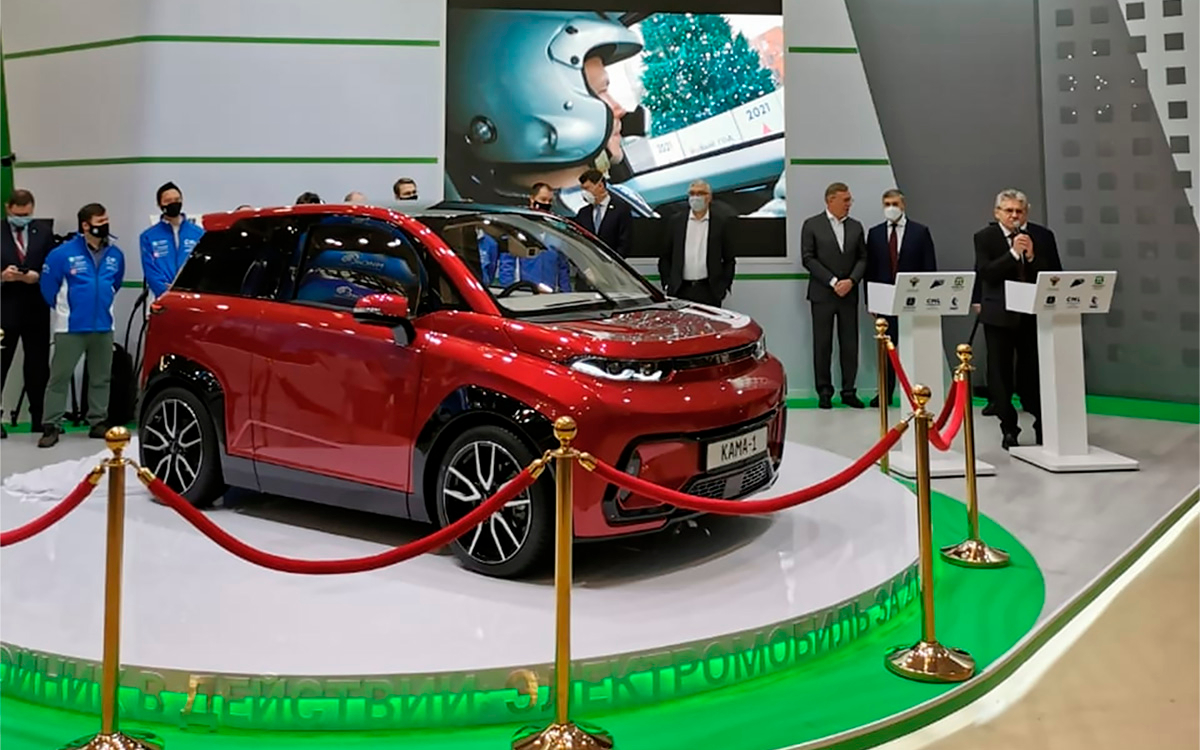 Электромобиль «Кама-1» представили на выставке Вузпромэкспо