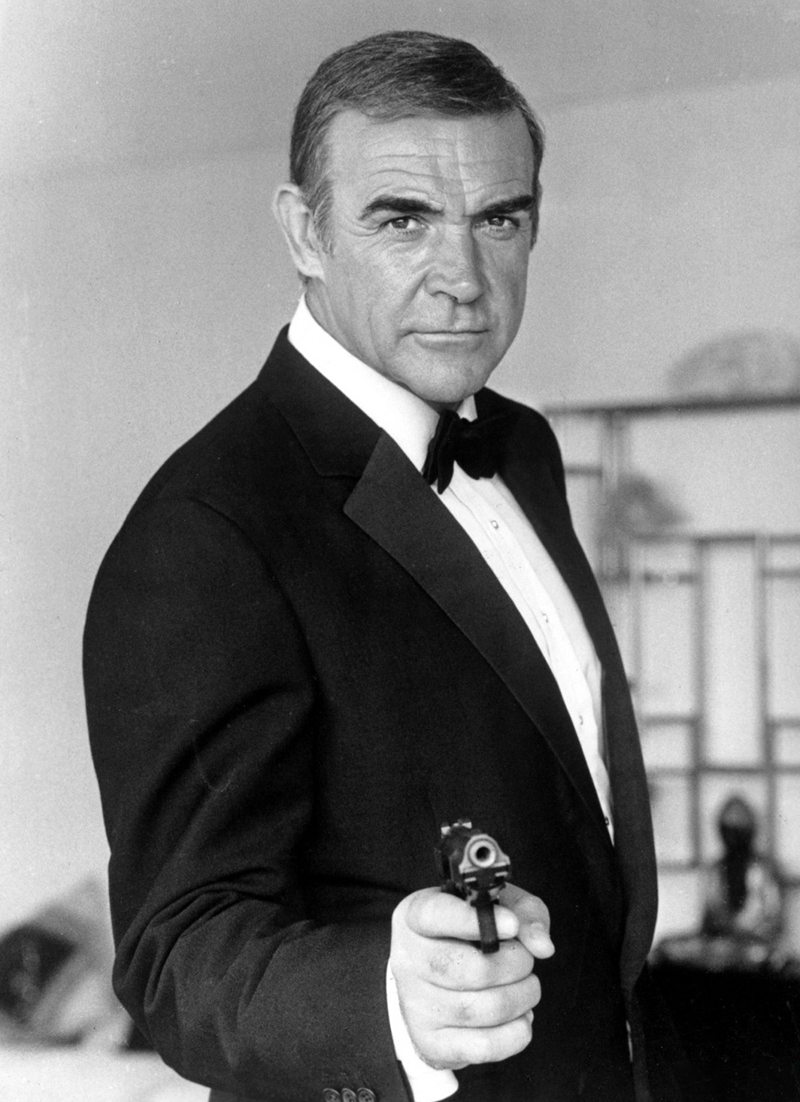 Шон Коннери в роли агента 007 в фильме «Никогда не говори „никогда“»