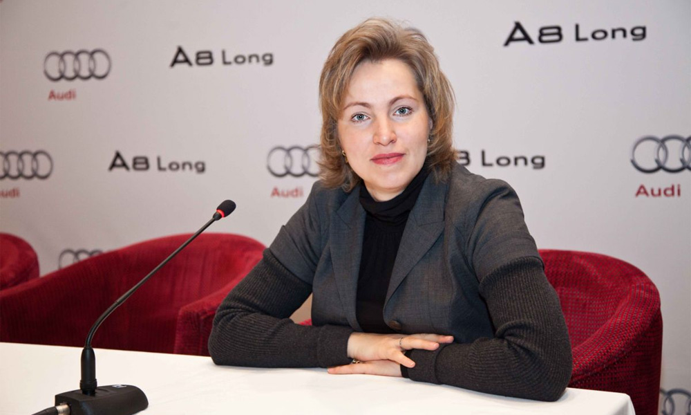 С 1 января 2011 года российский офис немецкой автокомпании Audi возглавила Елена Смирнова (Солопова)