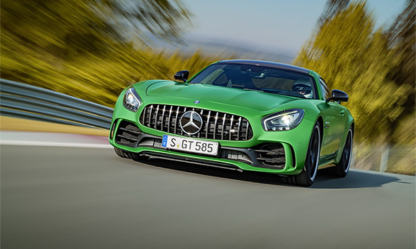 Mercedes-Benz представил самый быстрый спорткар AMG GT R