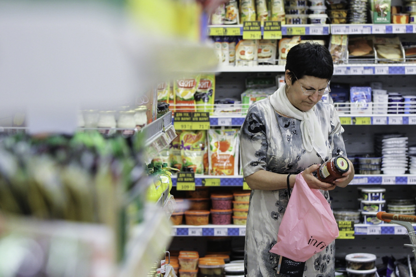 Появление излишков продуктов. Торговля фото. Кризис общественных систем в Китае.