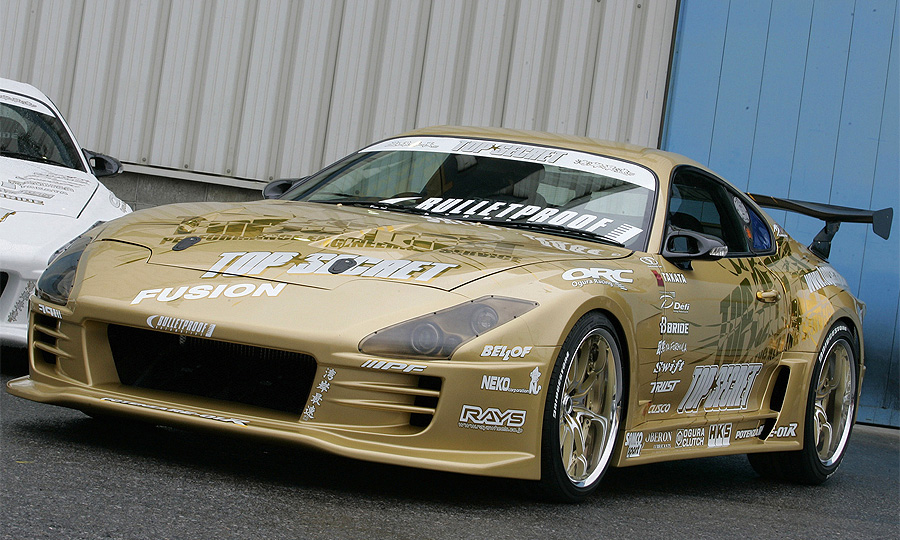Спецверсия Top Secret Supra разогналась на Нардо до 358 км/ч