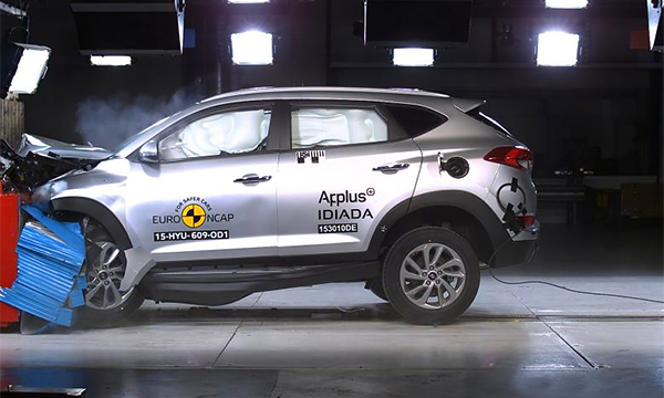 Hyundai Tucson набрал 5 звезд по результатам краш-теста