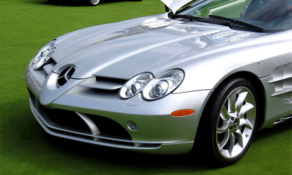Продажи Mercedes падают в Германии , но растут в Азии