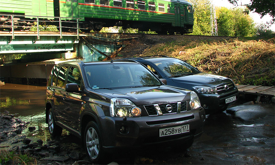 Nissan X-Trail и Toyota RAV4 – остаться должен один