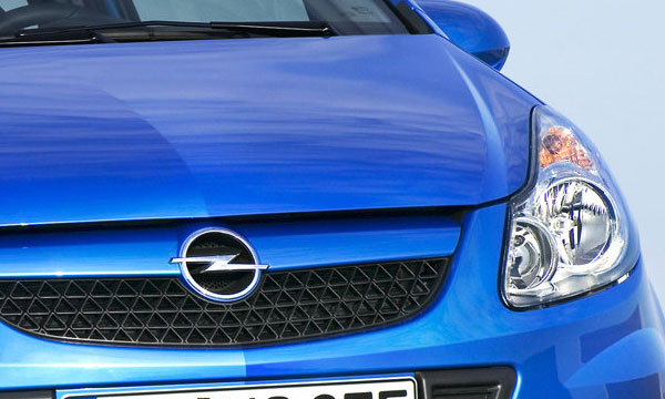 Opel представит во Франкфурте обновленные Vectra и Signum