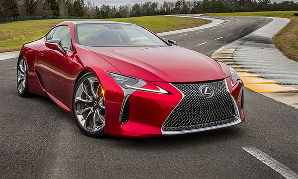 Lexus привезет в Россию самое дорогое купе
