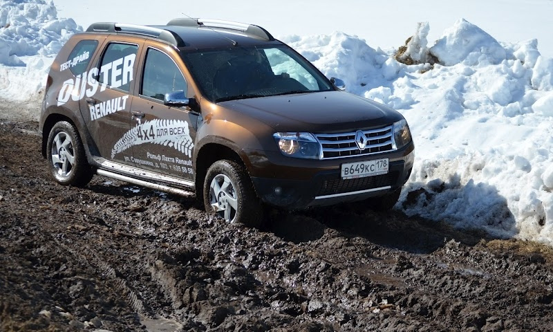 Тест Renault Duster. Новинка против Subaru Forester и KIA Sportage