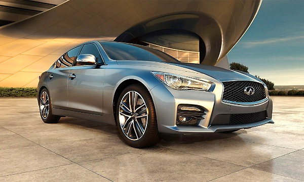 Появились подробности о комплектациях Infiniti Q50