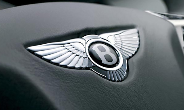 Bentley планирует разработать новый компактный кроссовер