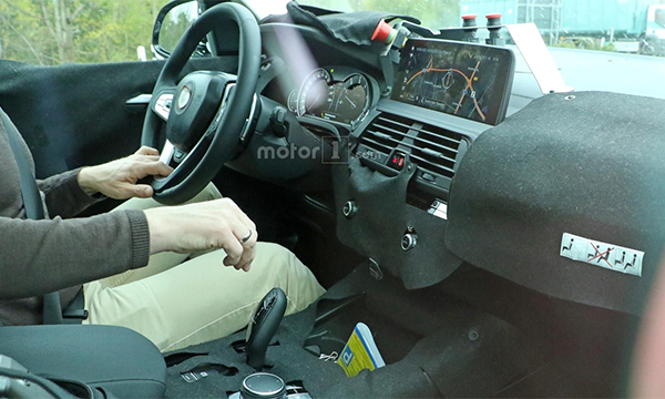 Опубликованы первые фотографии салона BMW X3