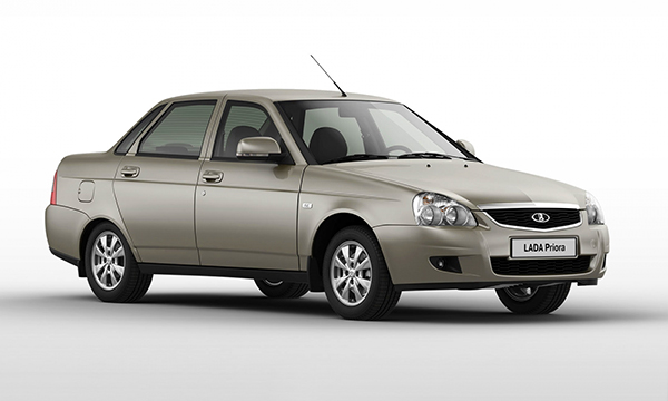 Названы цены на самую дешевую Lada Priora