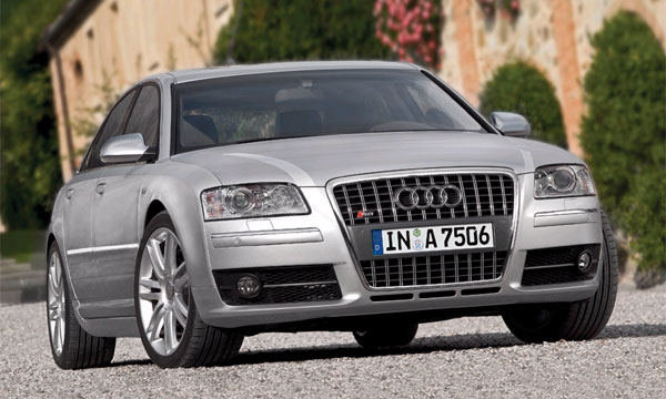 Audi S8