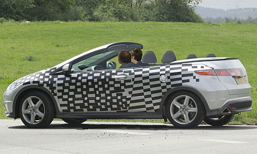 Кабриолет Honda Civic проходит испытания