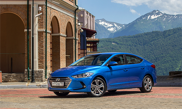 Виражи на балке. Тест-драйв Hyundai Elantra
