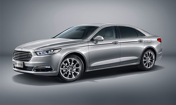 Ford представил новый седан Taurus