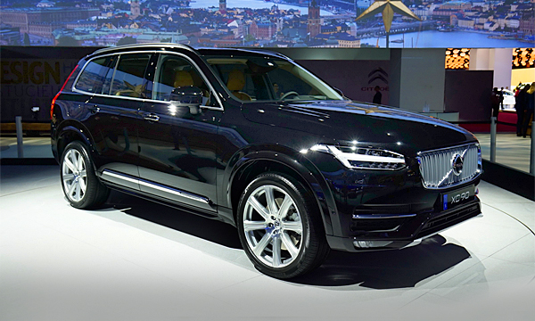 Дилеры Volvo начали принимать заказы на новый ХС90