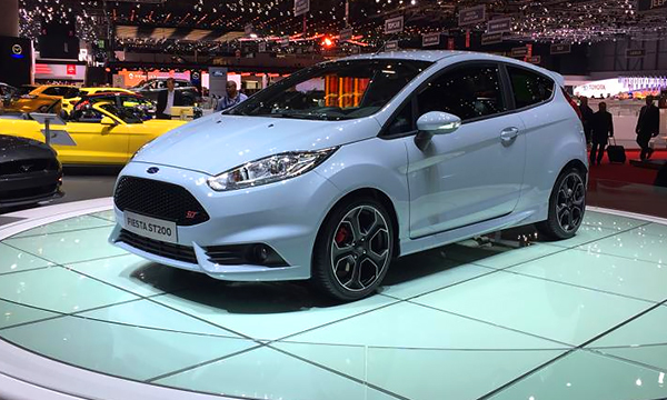Сверхмощная версия Ford Fiesta получила 200-сильный мотор