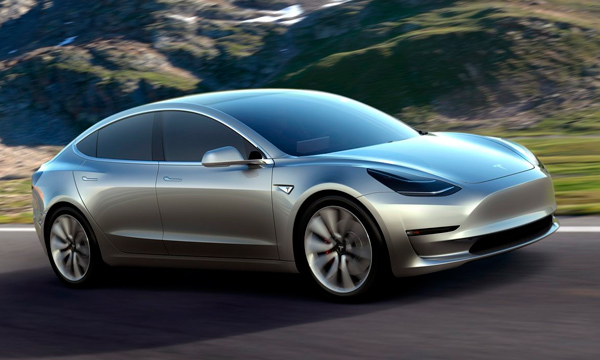 Число заказов на Tesla Model 3 сократилось на 12 тысяч