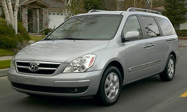 Hyundai Entourage