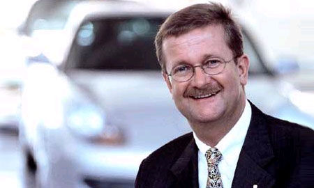 Глава Porsche Венделин Видекинг