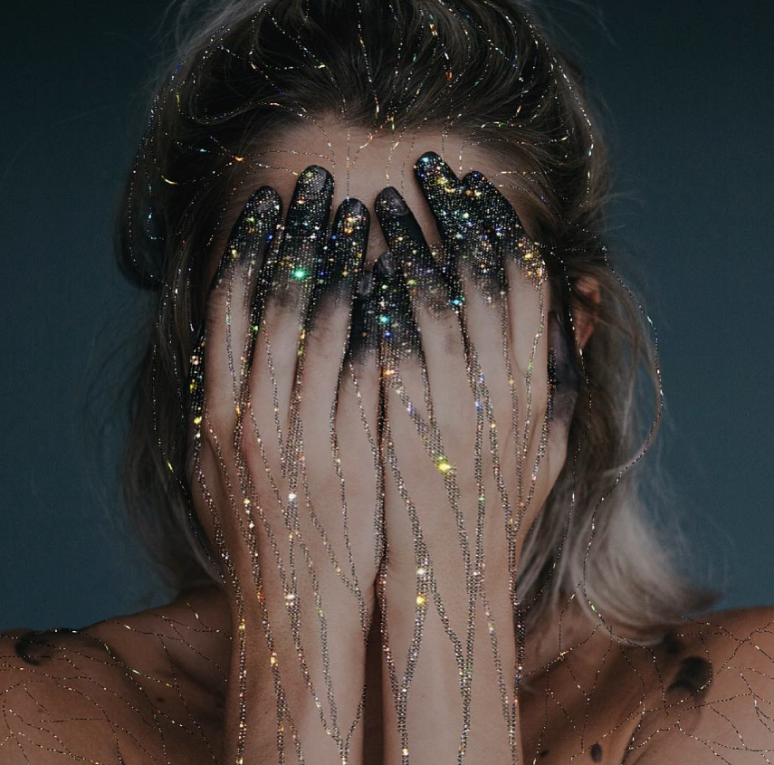 Фото: instagram.com/sarashakeel