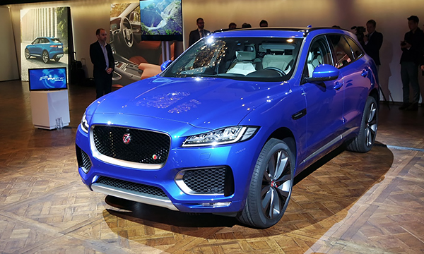 Jaguar F-Pace стал одним из самых вместительных в классе
