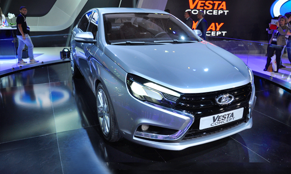 Главные новинки АвтоВАЗа: Lada Vesta и кроссовер XRAY
