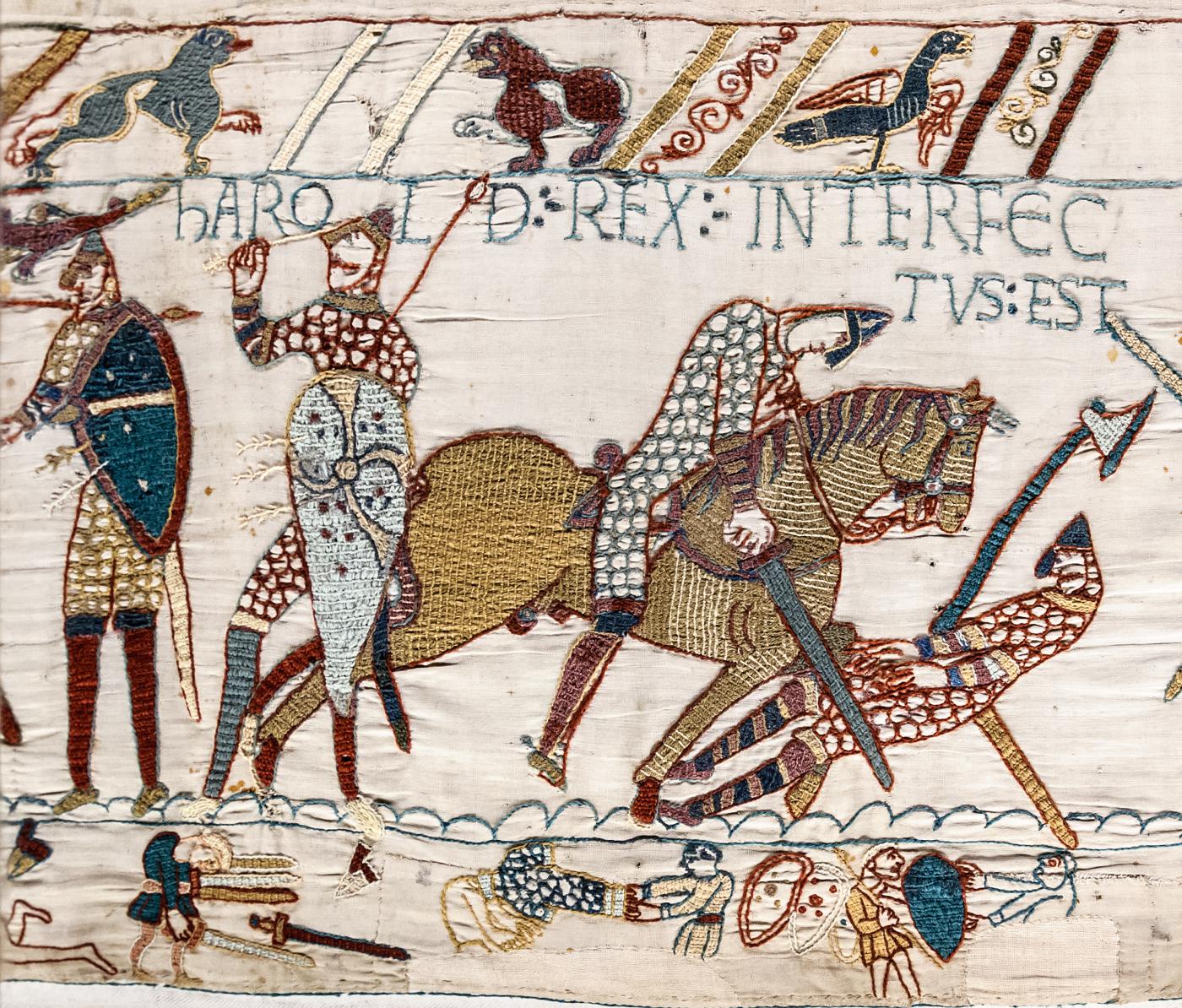 Фрагмент гобелена из Байё, изображающий смерть короля Гарольда в битве при Гастингсе, предположительно 1070-е гг.