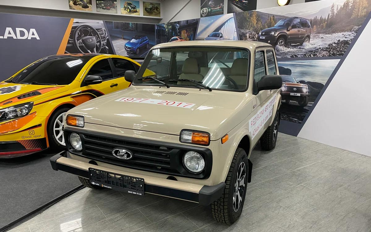 Подержанную Lada Niva без тюнинга выставили на продажу за 2,5 млн руб