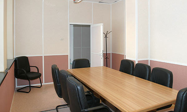 Опустели кабинеты