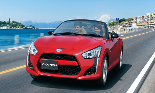 Компания Daihatsu представила серийный родстер Copen