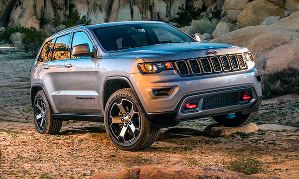 Jeep Grand Cherokee Trailhawk рассекретили до премьеры