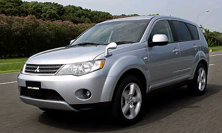Mitsubishi начала продажи нового Outlander