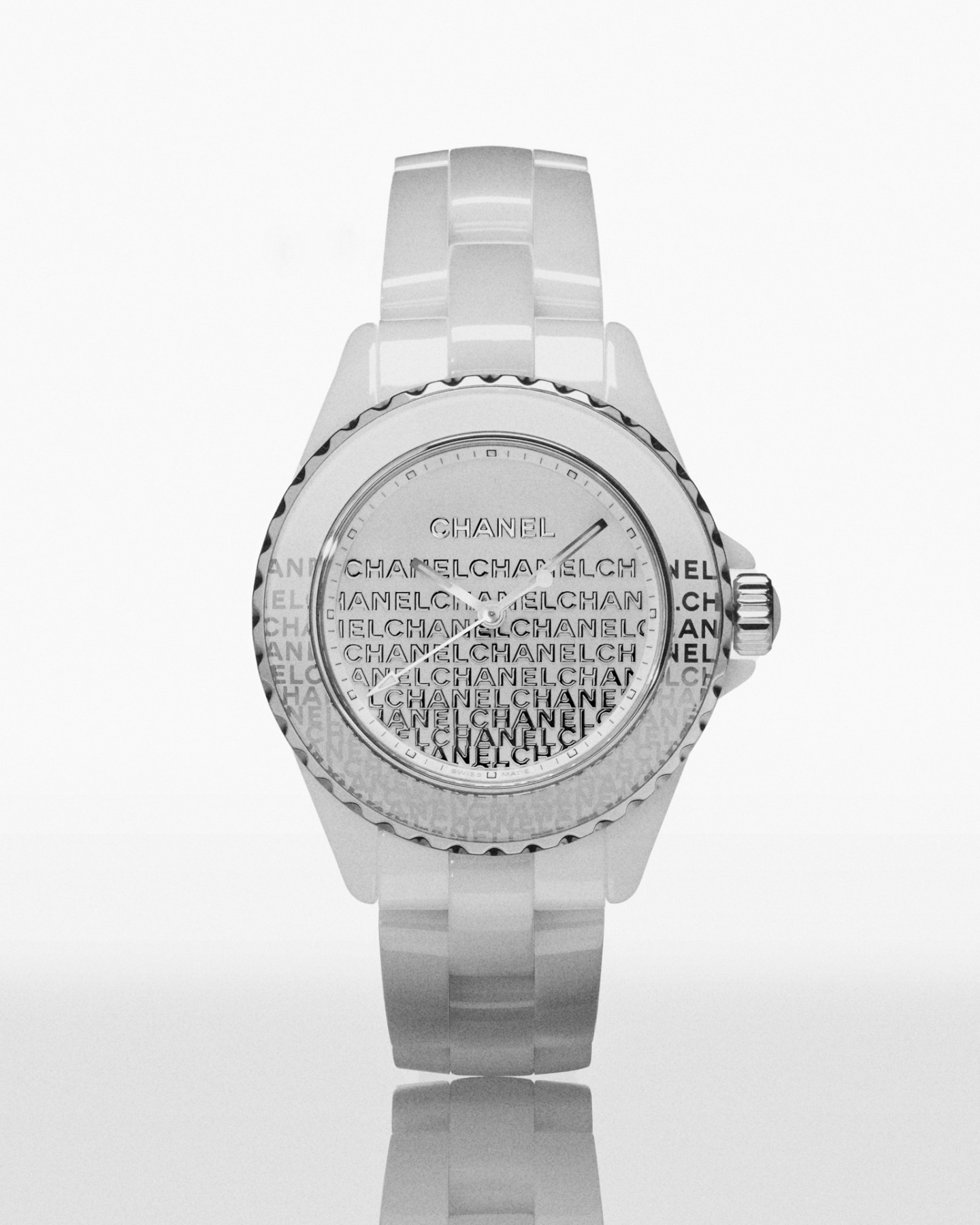 Часы J12 Wanted de Chanel, Chanel