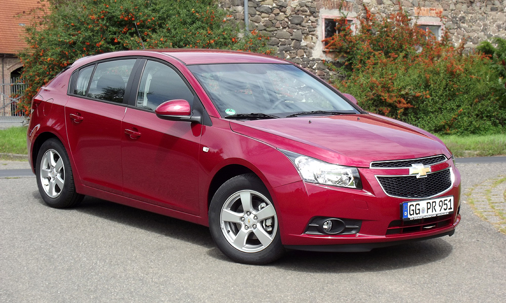 Тест Chevrolet Cruze. Чемоданы будут довольны