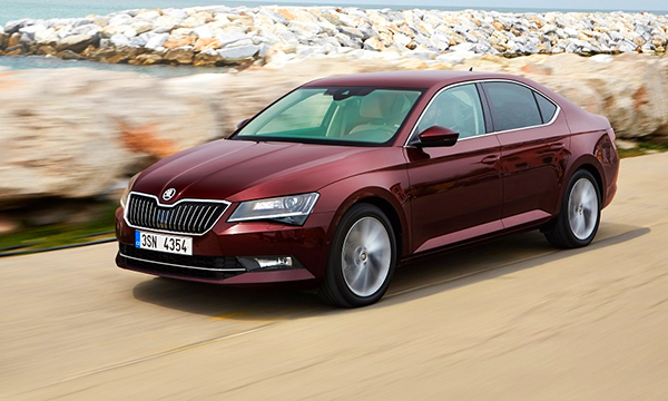 Skoda назвала цены на новый Superb
