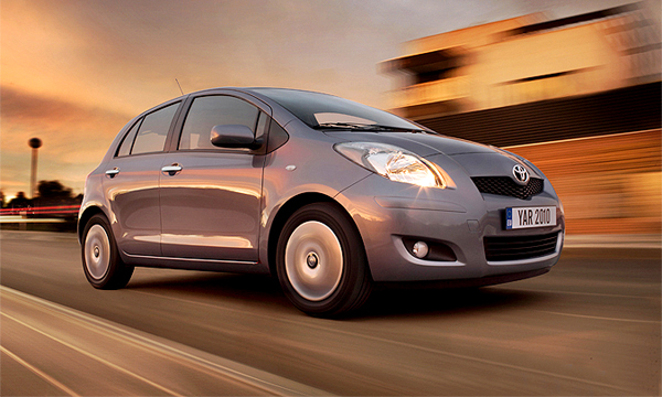 Toyota отзовет в России 12 тысяч Yaris