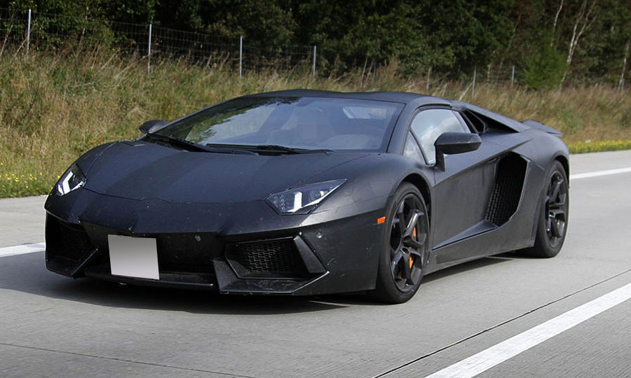 Новый Lamborghini Aventador заметили во время тестов