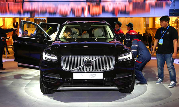 Volvo показала в Шанхае две версии ХС90