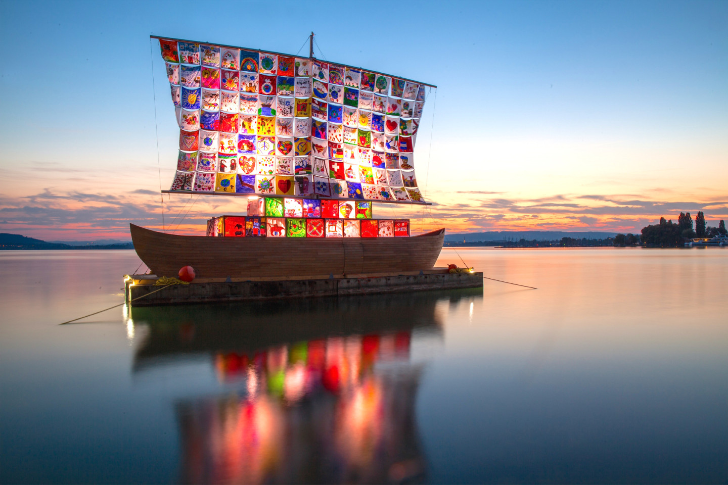 Илья и Эмилия Кабаковы, «The Ship of Tolerance» («Корабль толерантности»), Цуг, Швейцария