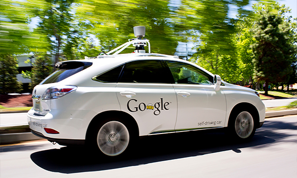 Беспилотные автомобили Google испытают в городских условиях