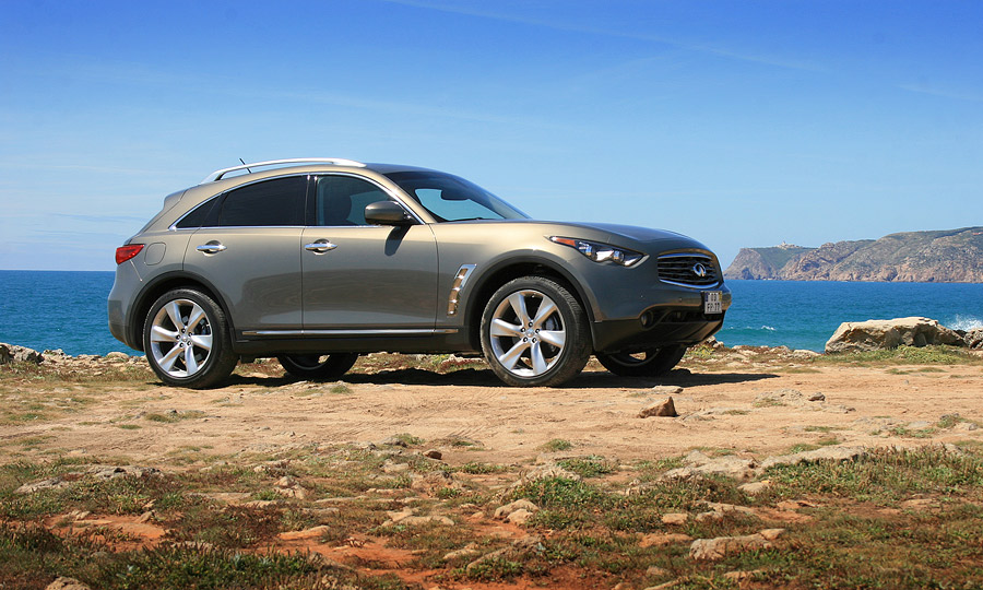 Infiniti FX50
