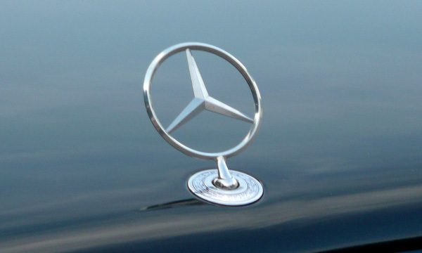 В Москве у известной гимнастки угнали Mercedes-Benz