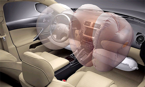 Lexus IS 250 получил двухкамерную подушку