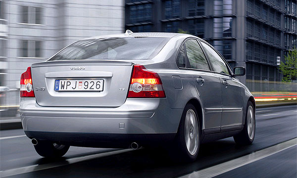 Volvo S40/V50 оснастят турбодизелем D5
