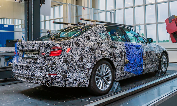 Опубликованы первые изображения седана BMW 5-Series нового поколения