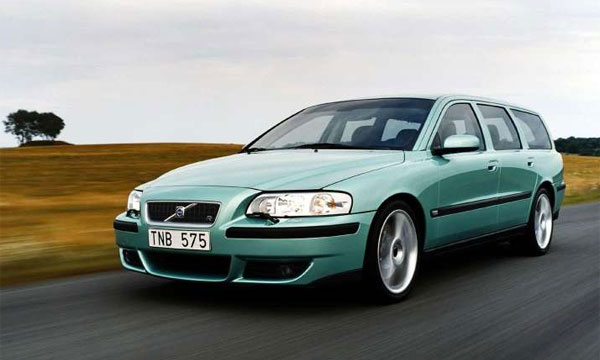 Volvo V70 R
