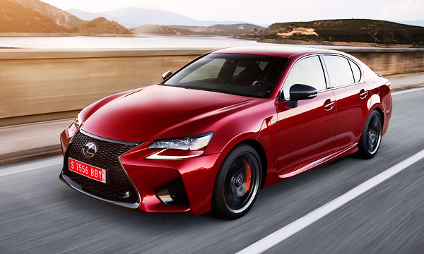Атмосферная обстановка. Тест-драйв Lexus GS F